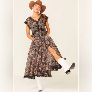 Size M Free People Melania  Floral V-Neck Cap Sleeve Maxi Dress